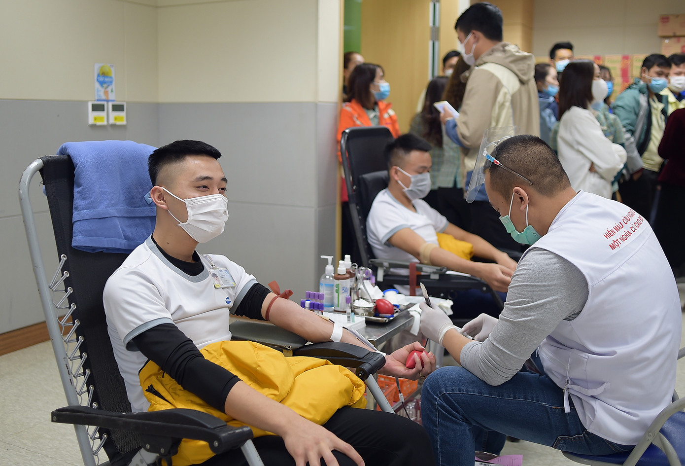 Samsung Thái Nguyên sôi động hiến máu hưởng ứng chương trình Chủ nhật Đỏ 2021 ảnh 6