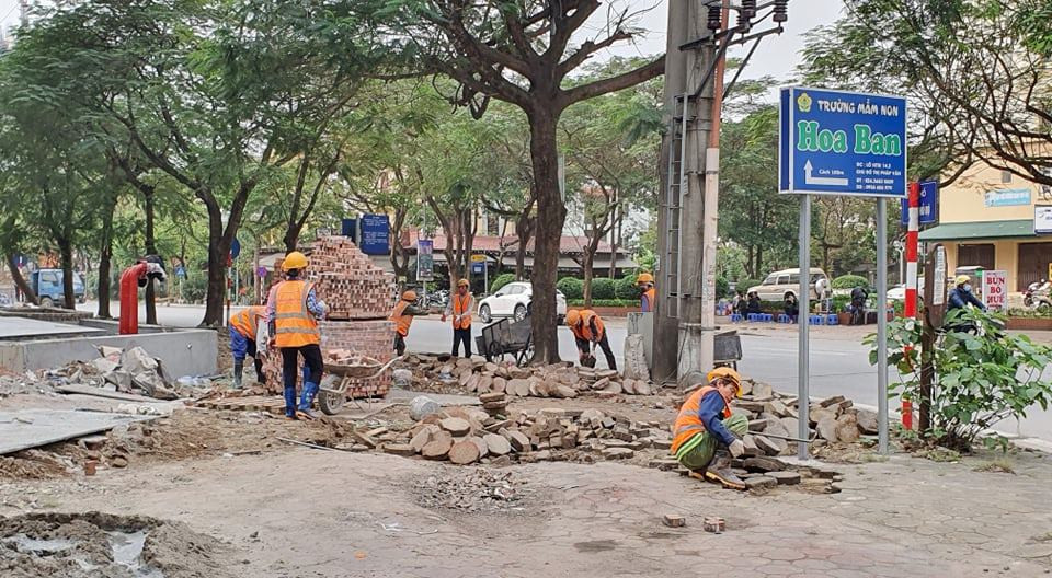 Cả nghìn mét vuông vỉa hè quận Hoàng Mai bị đào xới không phép ảnh 5