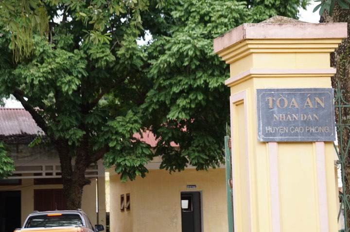 Chánh án tòa huyện nói gì khi cấp dưới bị bắt vì trốn nã 26 năm? ảnh 1