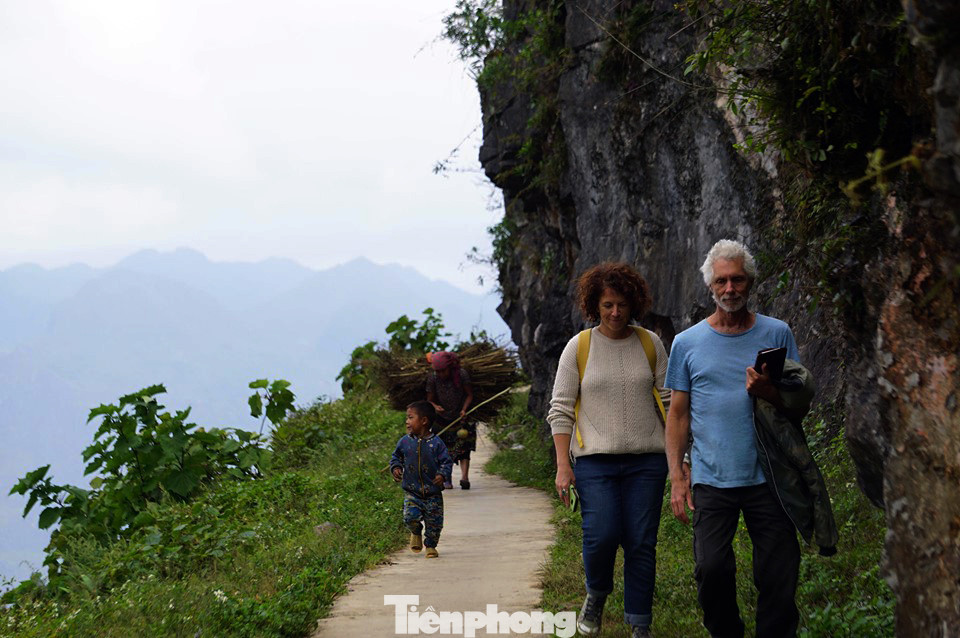 Choáng ngợp cung đường Hạnh Phúc giữa núi non hùng vĩ ở Mã Pì Lèng ảnh 10