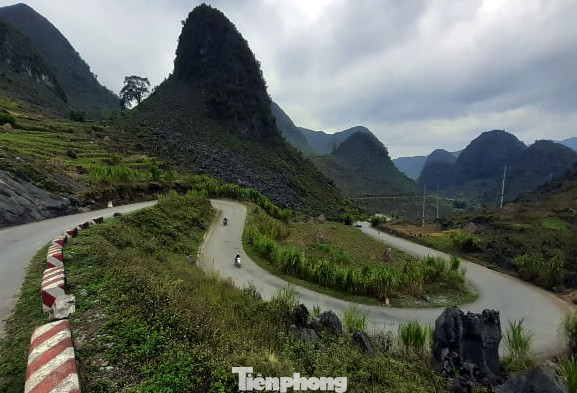Choáng ngợp cung đường Hạnh Phúc giữa núi non hùng vĩ ở Mã Pì Lèng ảnh 8