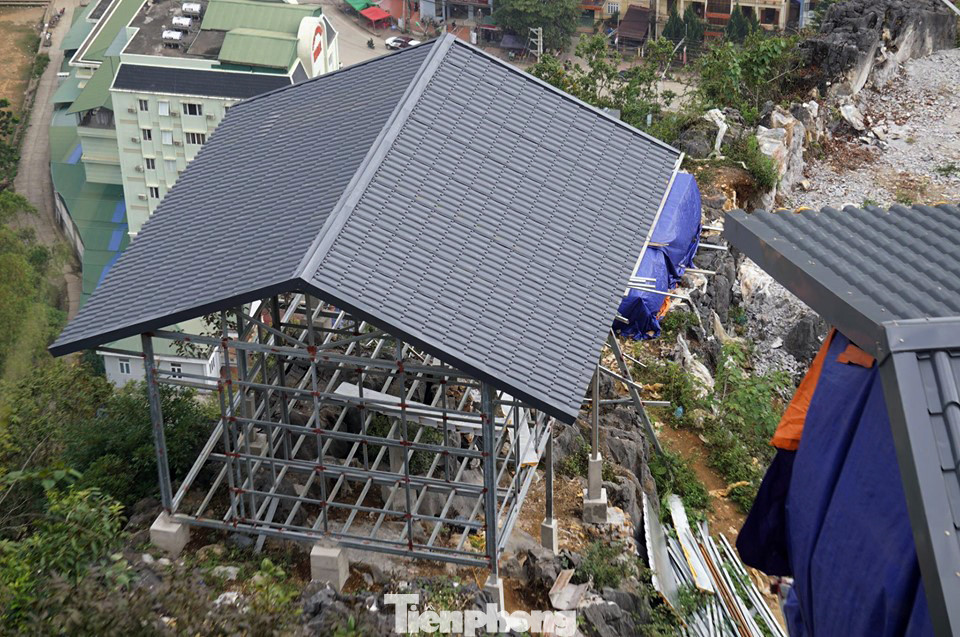 Cận cảnh 'siêu dự án' Panorama phiên bản Đồng Văn bị đình chỉ ảnh 6