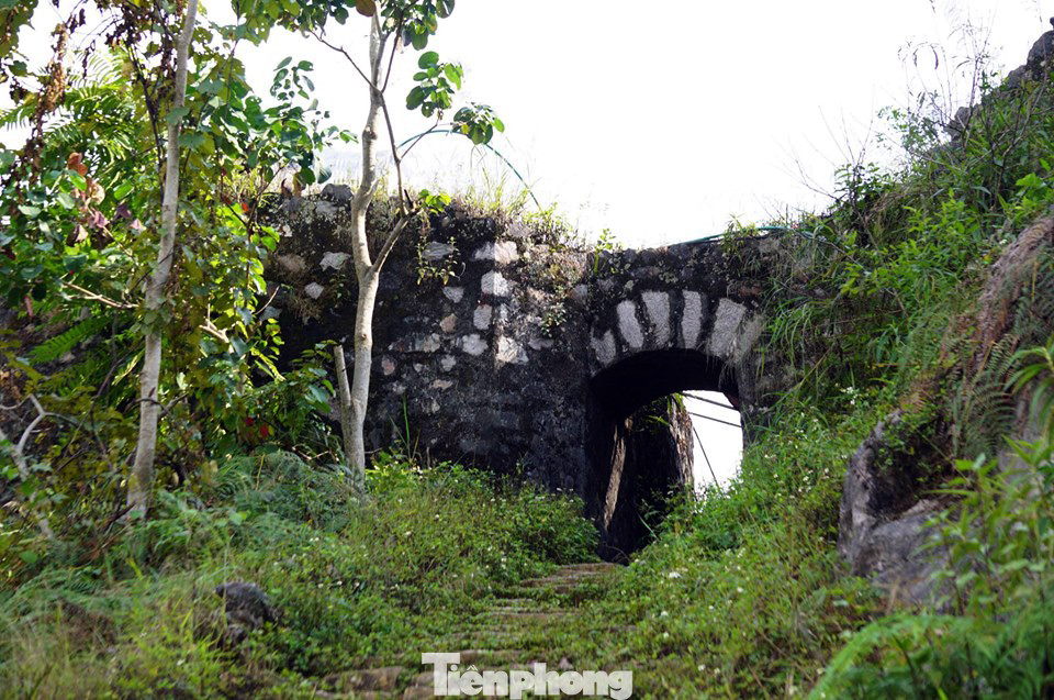 Cận cảnh 'siêu dự án' Panorama phiên bản Đồng Văn bị đình chỉ ảnh 9