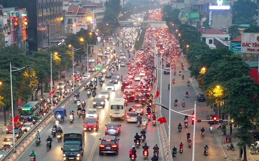 Bến xe 'ế' khách, cửa ngõ Hà Nội thông thoáng chiều cuối năm ảnh 13