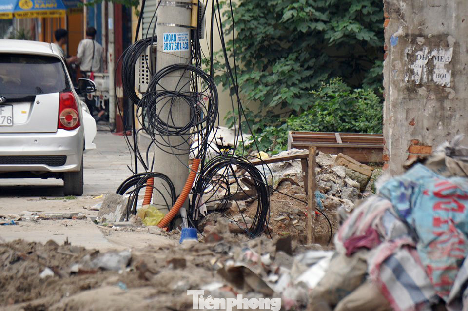 Bẫy 'tử thần' trên tuyến đường nghìn tỷ ở Hà Nội vừa thông xe ảnh 6