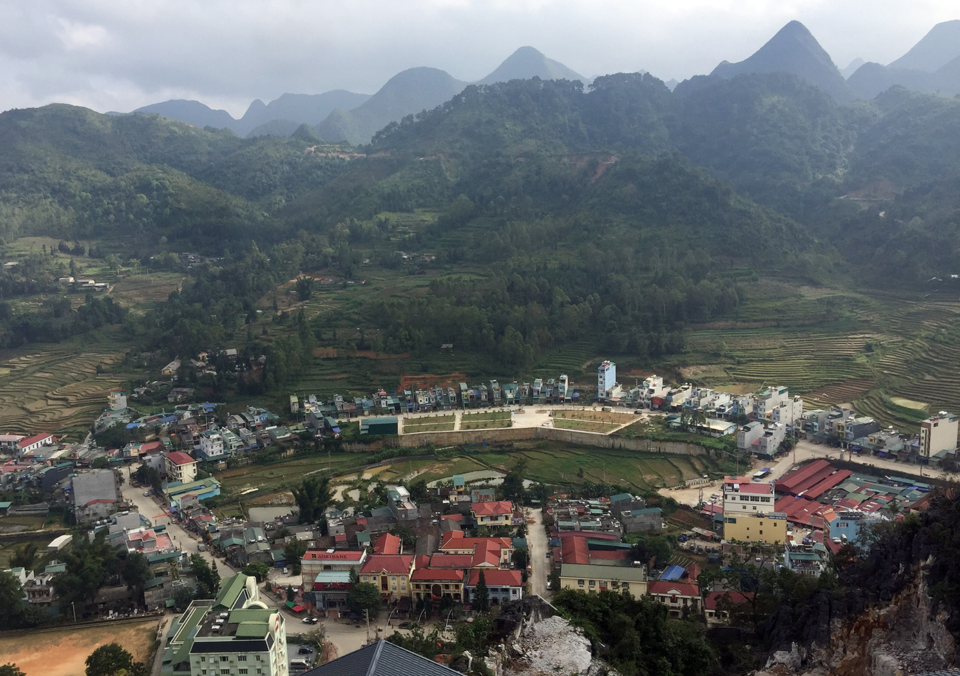 Cận cảnh 'siêu dự án' Panorama phiên bản Đồng Văn bị đình chỉ ảnh 4