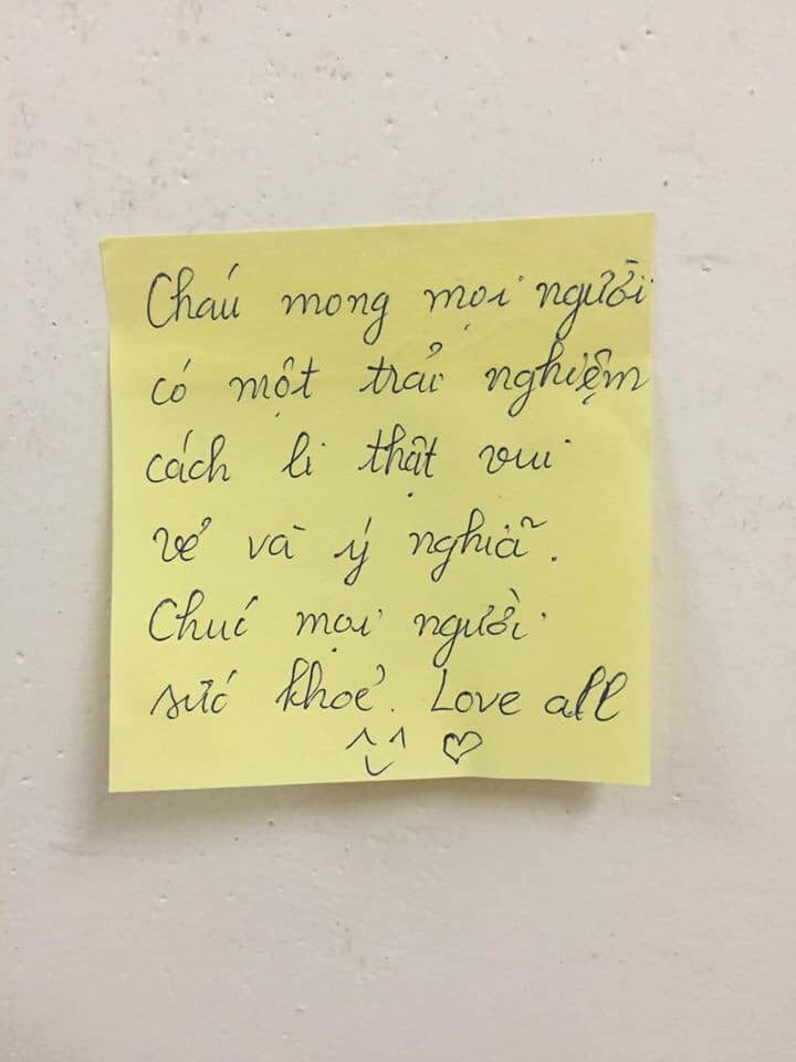Lời nhắn của nữ sinh thức đến 2h giờ sáng dọn phòng cho người cách ly ảnh 6