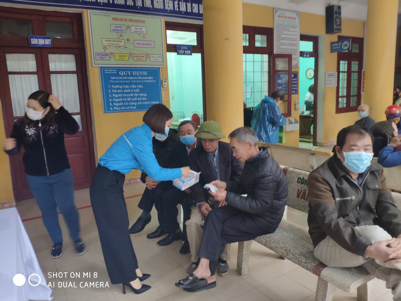 Y, bác sĩ nhảy ‘Ghen – Cô vy’ tuyên truyền chống Covid-19 ảnh 4