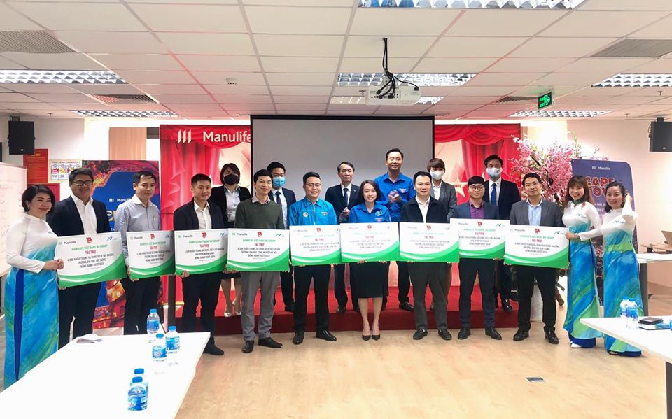 Thành Đoàn Hà Nội tặng gần 200 nghìn khẩu trang phòng dịch ảnh 1