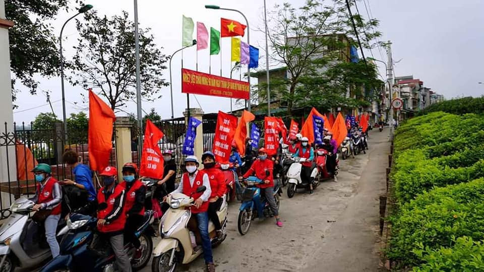 Tuổi trẻ Bình Định sôi nổi với chương trình 'Tháng ba biên giới' ảnh 7