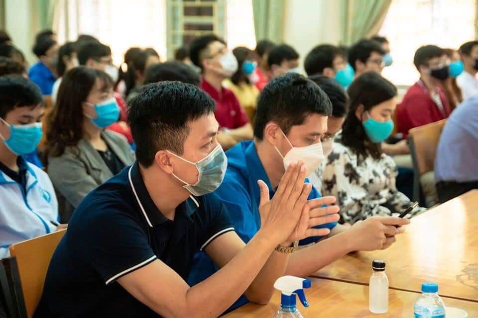 Áo xanh đồng hành cùng sinh viên Thủ đô trở lại giảng đường ảnh 4