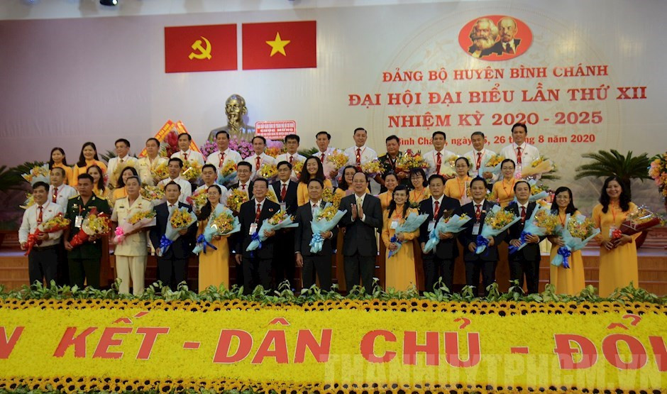 Nhiều lãnh đạo chủ chốt TPHCM tái đắc cử, nghỉ hưu ảnh 1