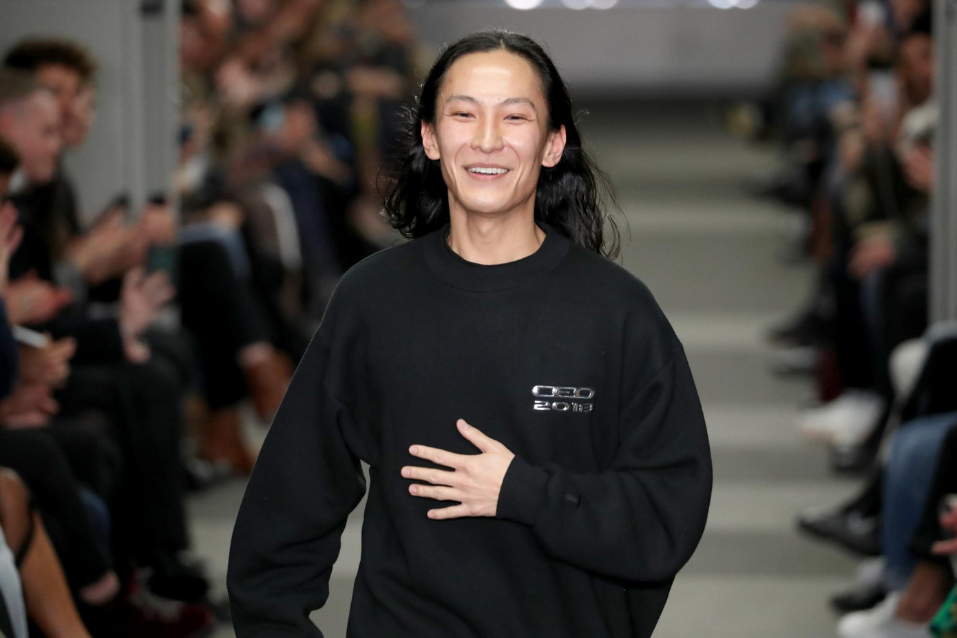 Alexander Wang lên tiếng về cáo buộc lạm dụng tình dục mẫu nam và chuyển giới ảnh 1