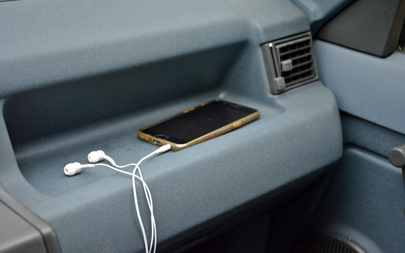 Những thói quen tai hại khi lái xe ảnh 1