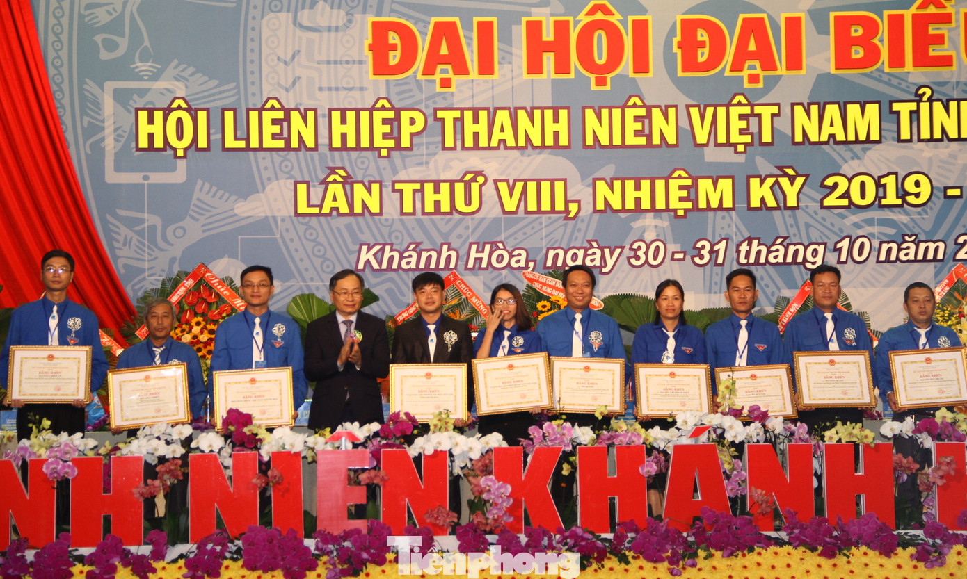 Anh Bùi Hoài Nam tái đắc cử chủ tịch Hội LHTN Việt Nam tỉnh Khánh Hoà ảnh 2