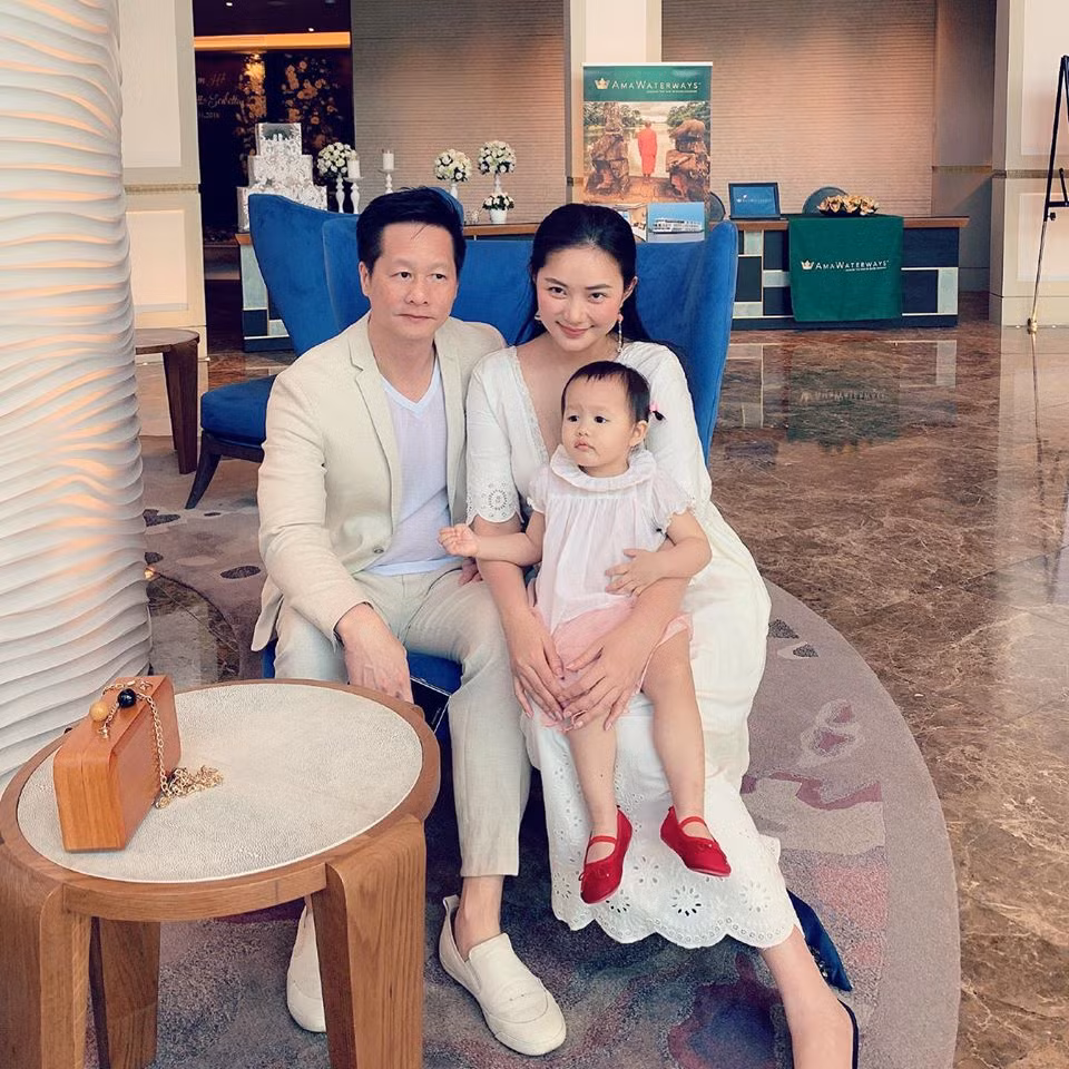 Phan Như Thảo bán nước ép dưa hấu bất chấp danh hiệu 'vợ đại gia Đức An' ảnh 2