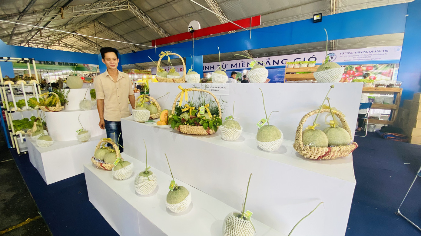 Phát thèm với đặc sản khắp cả nước đổ về TPHCM sau dịch COVID-19 ảnh 12