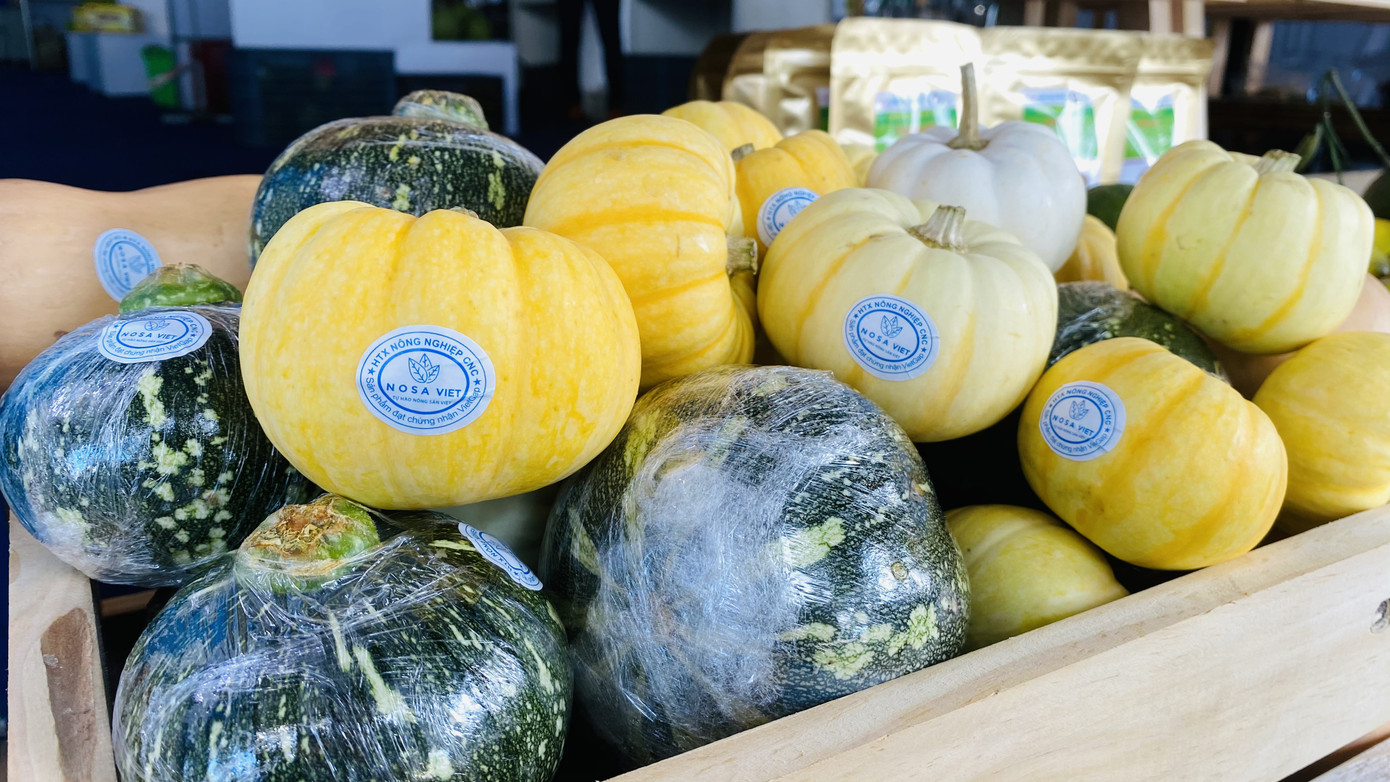 Phát thèm với đặc sản khắp cả nước đổ về TPHCM sau dịch COVID-19 ảnh 9