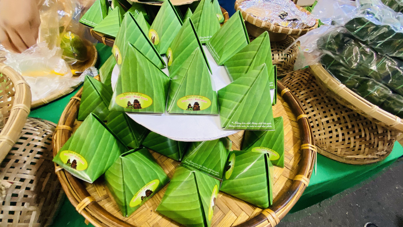 Phát thèm với đặc sản khắp cả nước đổ về TPHCM sau dịch COVID-19 ảnh 3