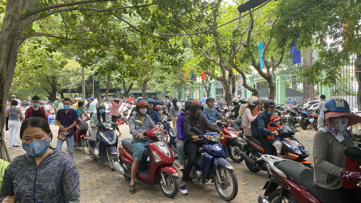 Người dân nườm nượp đổ về Thảo Cầm Viên ngày Quốc khánh ảnh 2