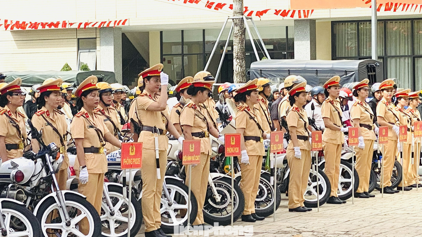 Thiếu tướng Lê Hồng Nam phát động ra quân trấn áp tội phạm ảnh 10