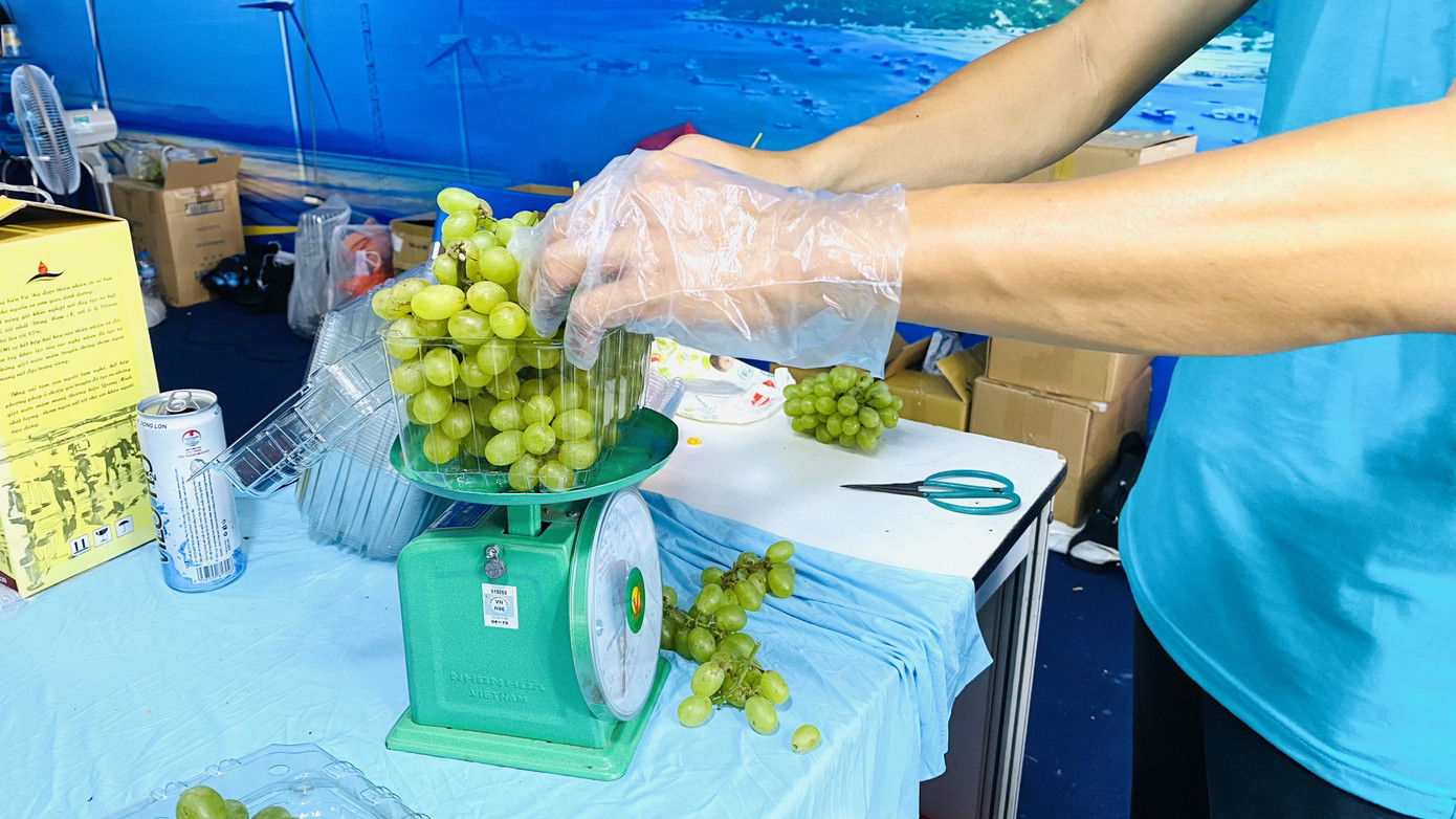 Phát thèm với đặc sản khắp cả nước đổ về TPHCM sau dịch COVID-19 ảnh 8