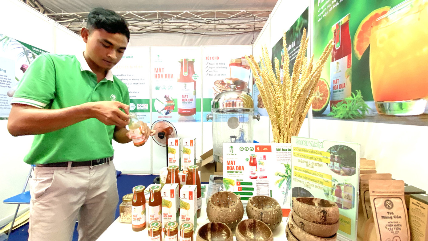 Phát thèm với đặc sản khắp cả nước đổ về TPHCM sau dịch COVID-19 ảnh 1