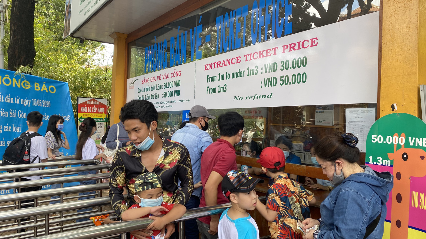 Người dân nườm nượp đổ về Thảo Cầm Viên ngày Quốc khánh ảnh 3