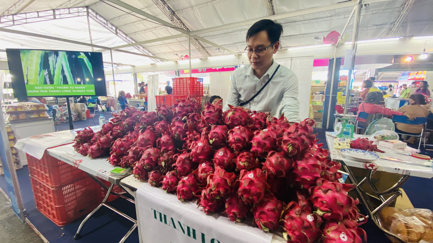 Phát thèm với đặc sản khắp cả nước đổ về TPHCM sau dịch COVID-19 ảnh 10