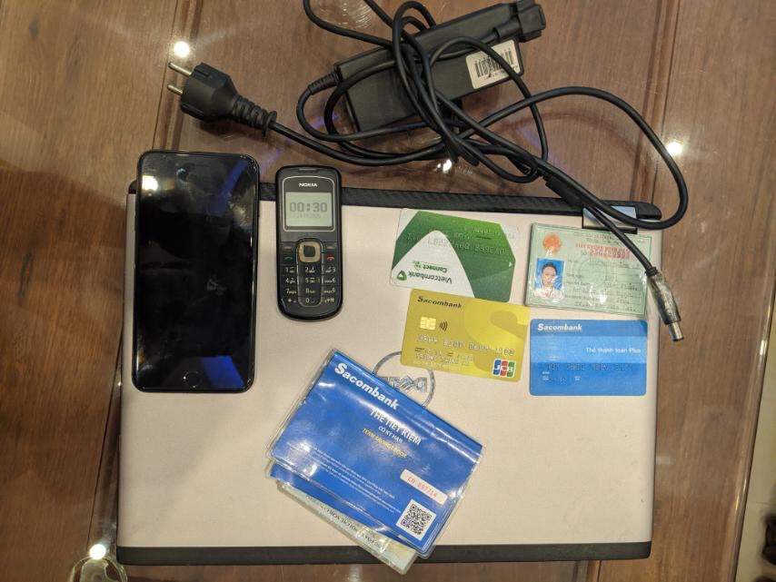 Khám xét hơn 30 địa điểm ở nhiều tỉnh thành liên quan đường dây cờ mạng qua mạng ảnh 1