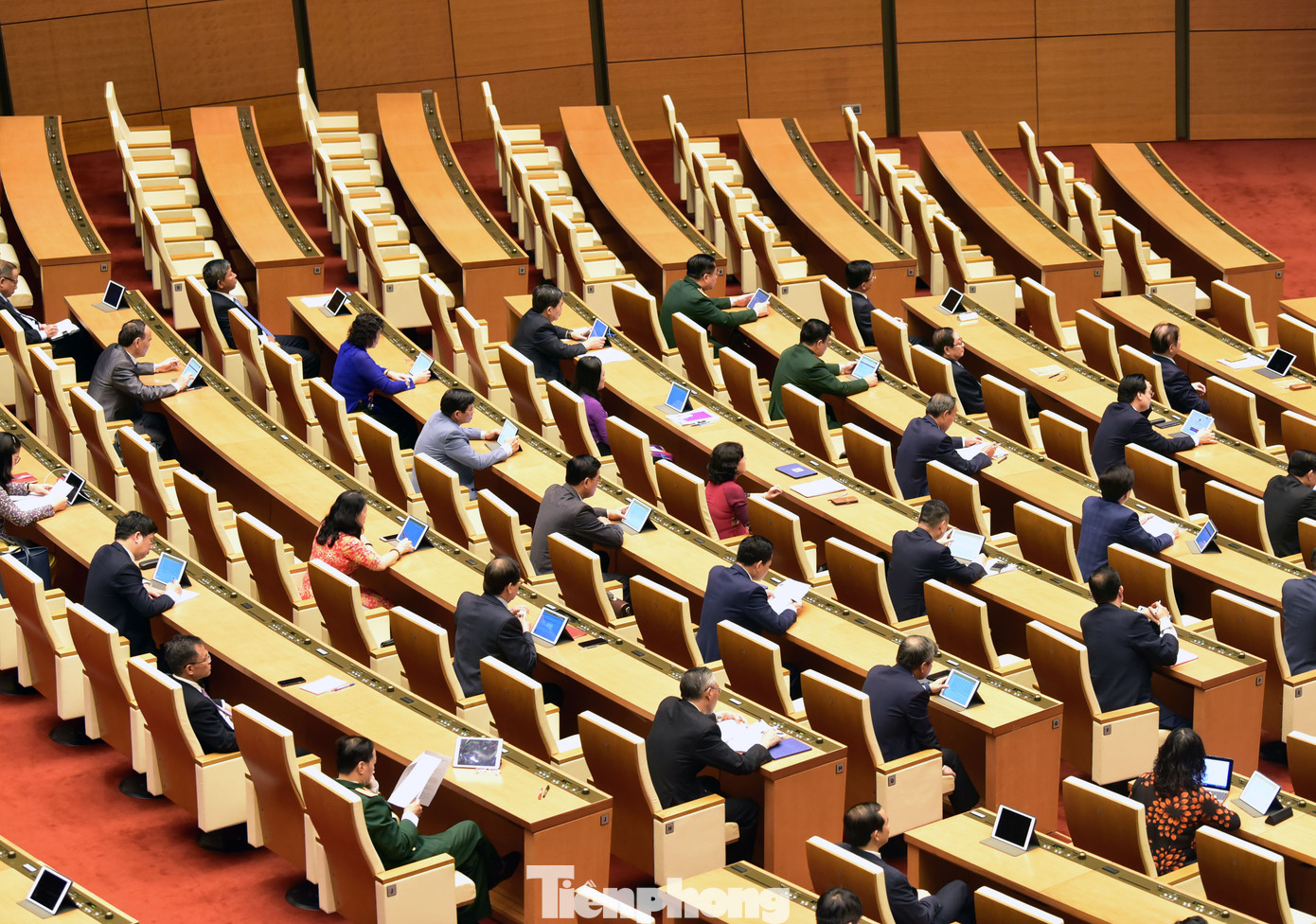 Kỳ họp đặc biệt tại Hội trường Diên Hồng ảnh 7
