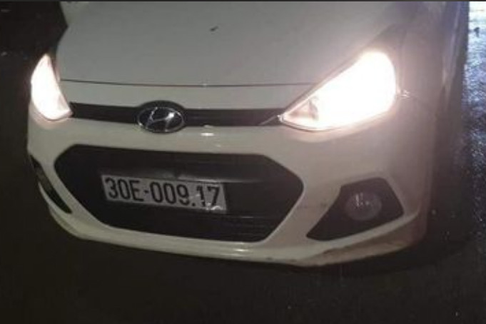 Hà Nội: Nghi án 2 người say rượu đi ô tô tông gãy chân cô gái ảnh 2