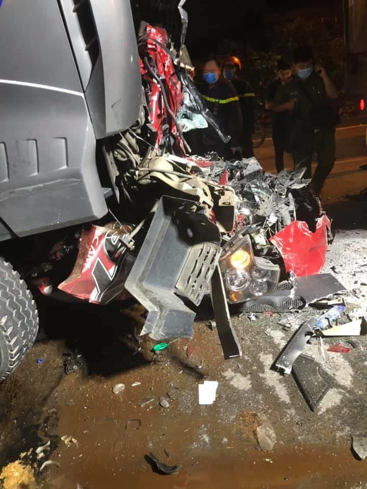 Hà Nội: Tai nạn liên hoàn trong đêm, 4 người thương vong ảnh 1