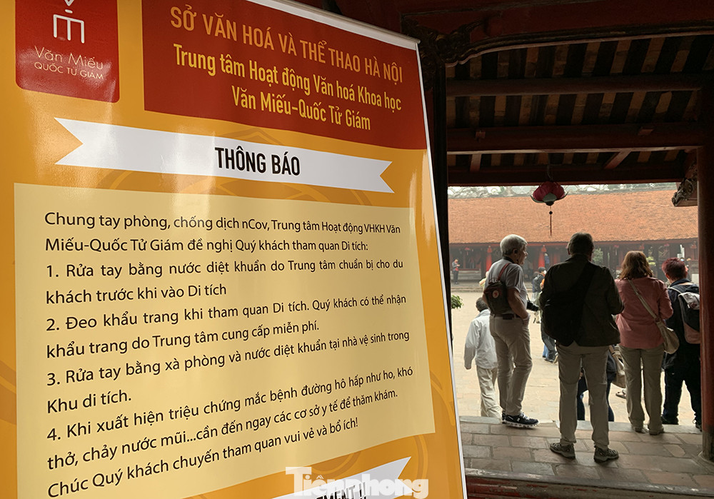 Các điểm tham quan du lịch Hà Nội dần đông khách trở lại ảnh 13