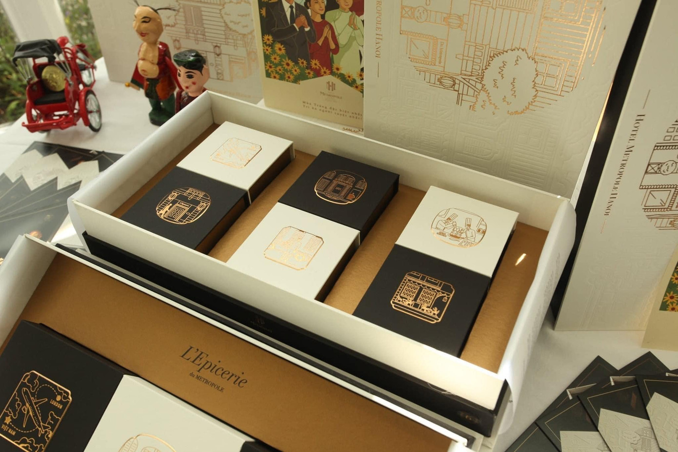 10 kiot bánh Trung thu 'chen chân' đoạn phố 100m, chung cảnh đìu hiu ảnh 4