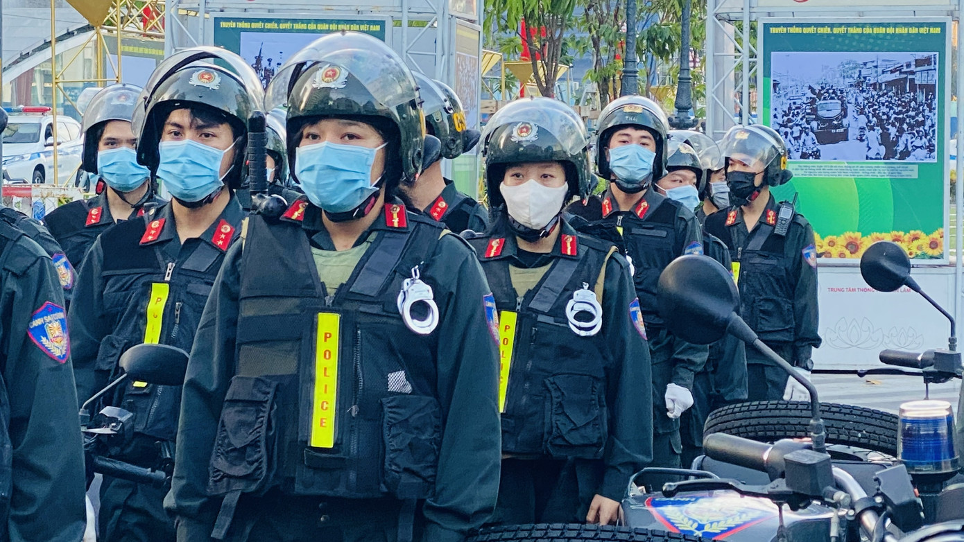 Nhìn gần xe đặc chủng Công an TPHCM trấn áp tội phạm ảnh 5