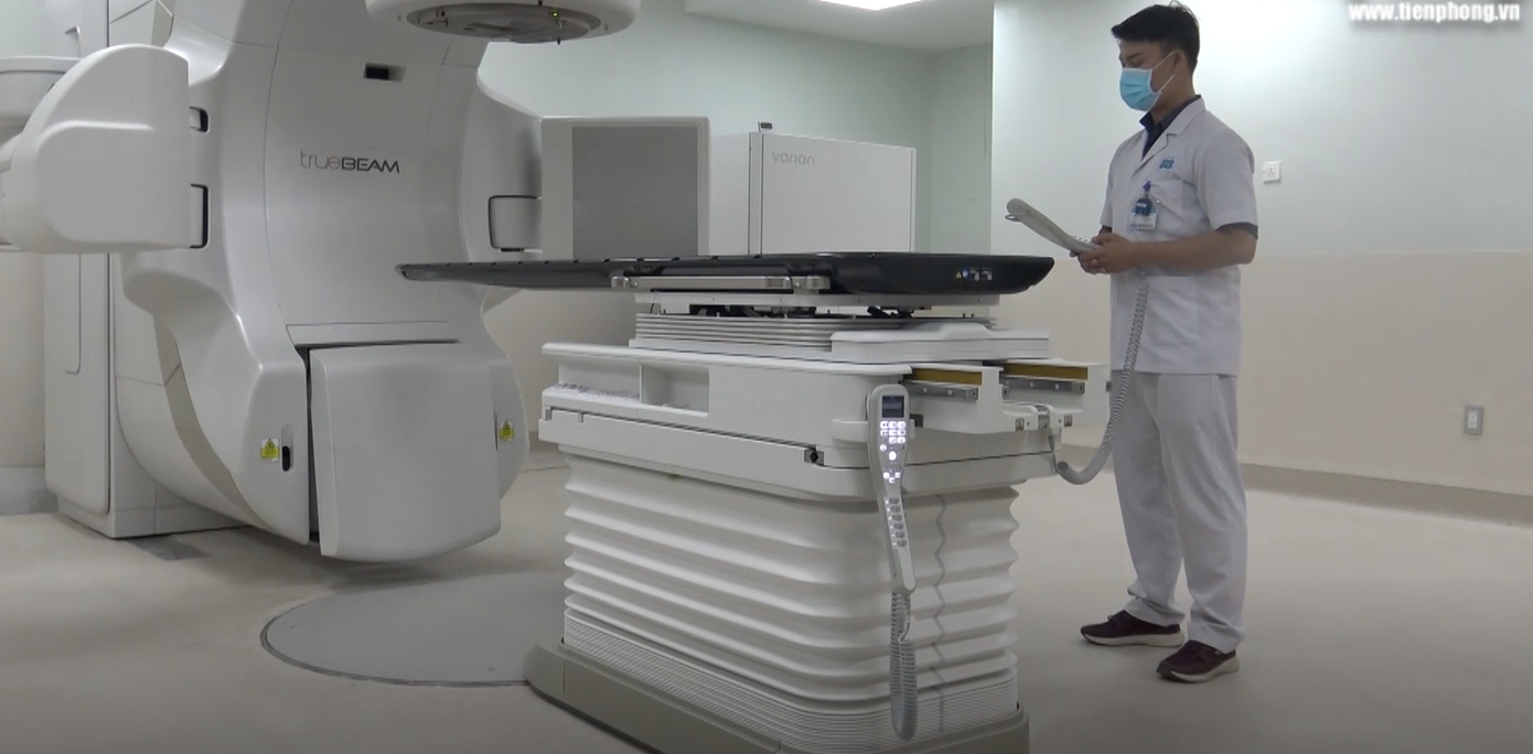 Chủ tịch UBND TPHCM chỉ đạo kiểm điểm nhiều giám đốc bệnh viện ảnh 1