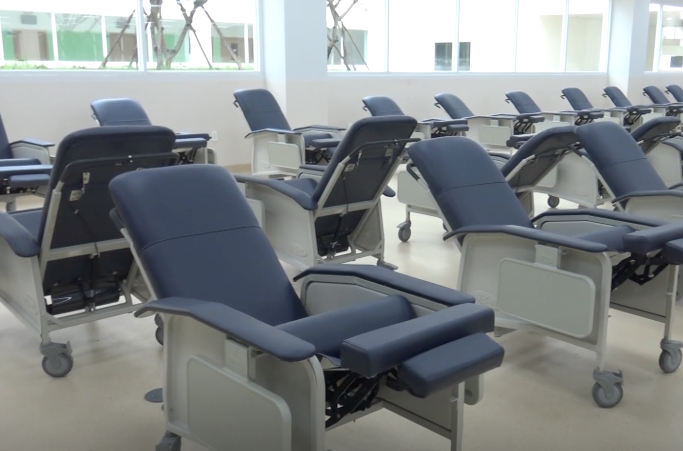 Chủ tịch UBND TPHCM chỉ đạo kiểm điểm nhiều giám đốc bệnh viện ảnh 2