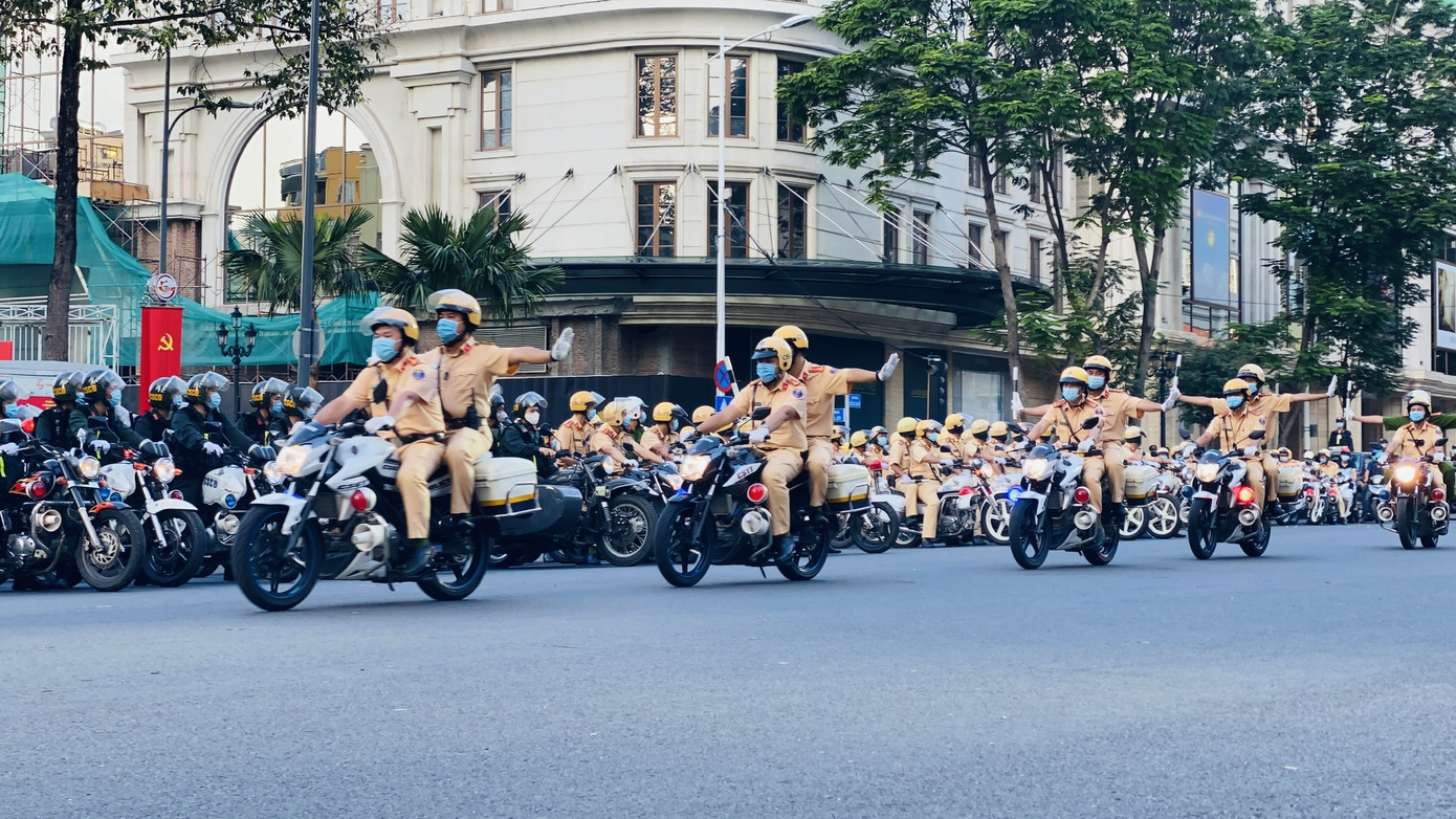 Nhìn gần xe đặc chủng Công an TPHCM trấn áp tội phạm ảnh 12