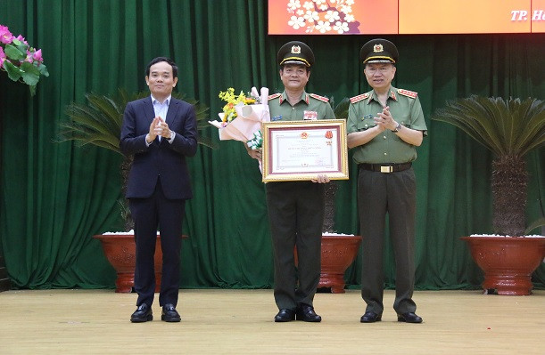 Bộ trưởng Bộ Công an: Siết chặt kỷ luật, kỷ cương trong cán bộ ảnh 3