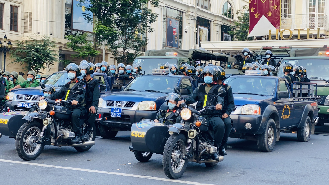 Nhìn gần xe đặc chủng Công an TPHCM trấn áp tội phạm ảnh 13