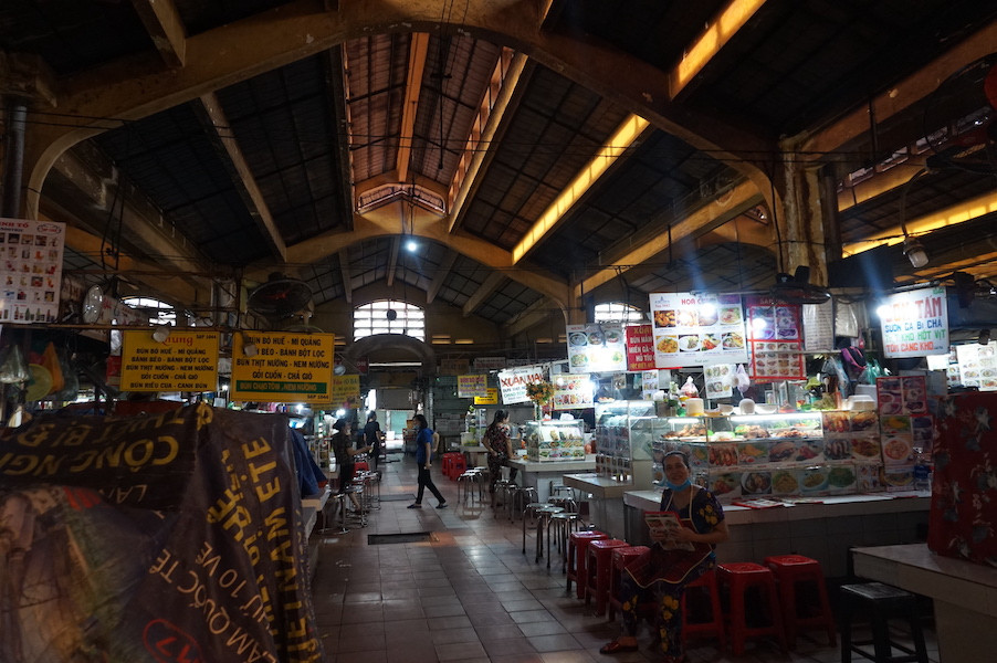 Cuối năm, chợ Bến Thành đìu hiu ngóng khách ảnh 6