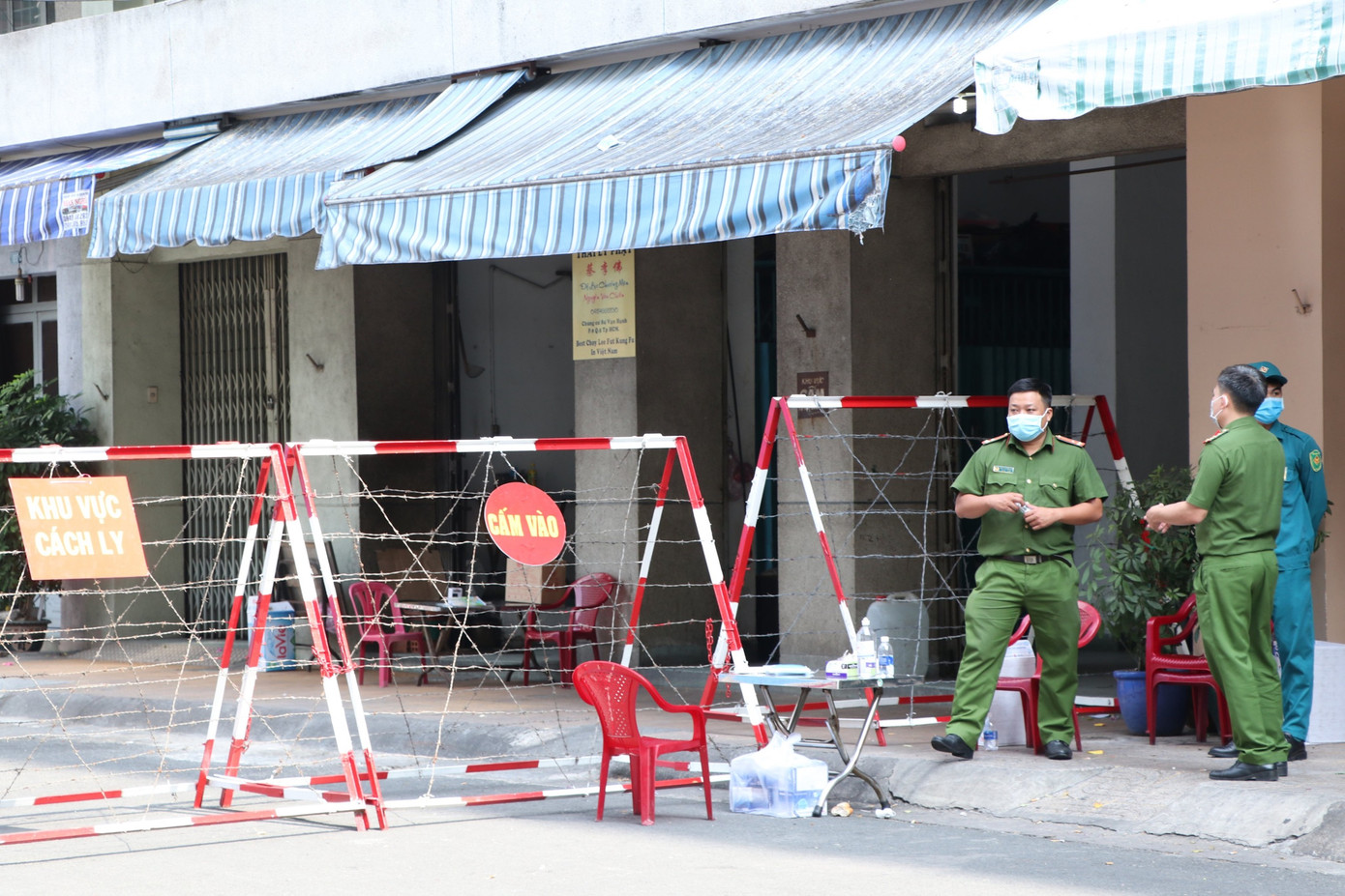 Long An cách ly lái xe ôm chở bệnh nhân 1440 và người phụ nữ đi cùng ảnh 1