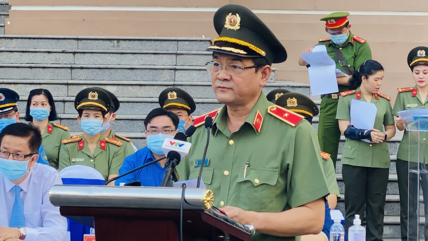 Nhìn gần xe đặc chủng Công an TPHCM trấn áp tội phạm ảnh 2