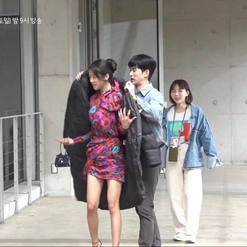 Cặp đôi 'Điên thì có sao' công khai hẹn hò? ảnh 2