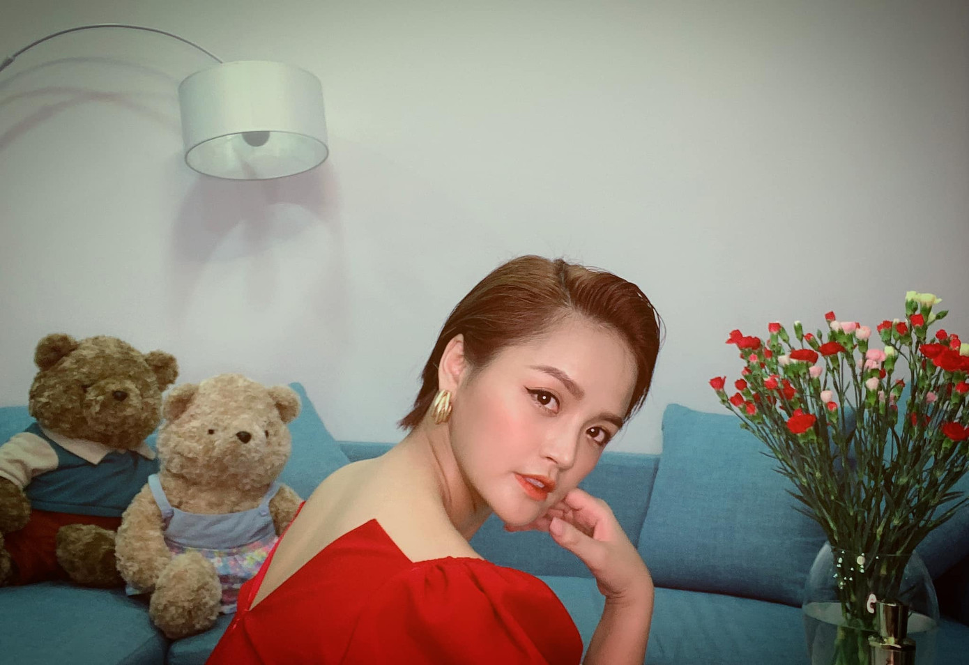 Thu Quỳnh bất ngờ trở lại với mái tóc thời 'My sói' gây 'bão' mạng xã hội ảnh 1