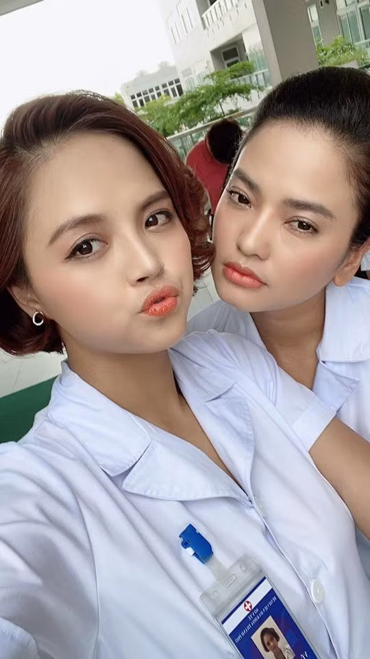 Khoảnh khắc Kim Lý chơi vui với con trai Hồ Ngọc Hà gây chú ý ảnh 5