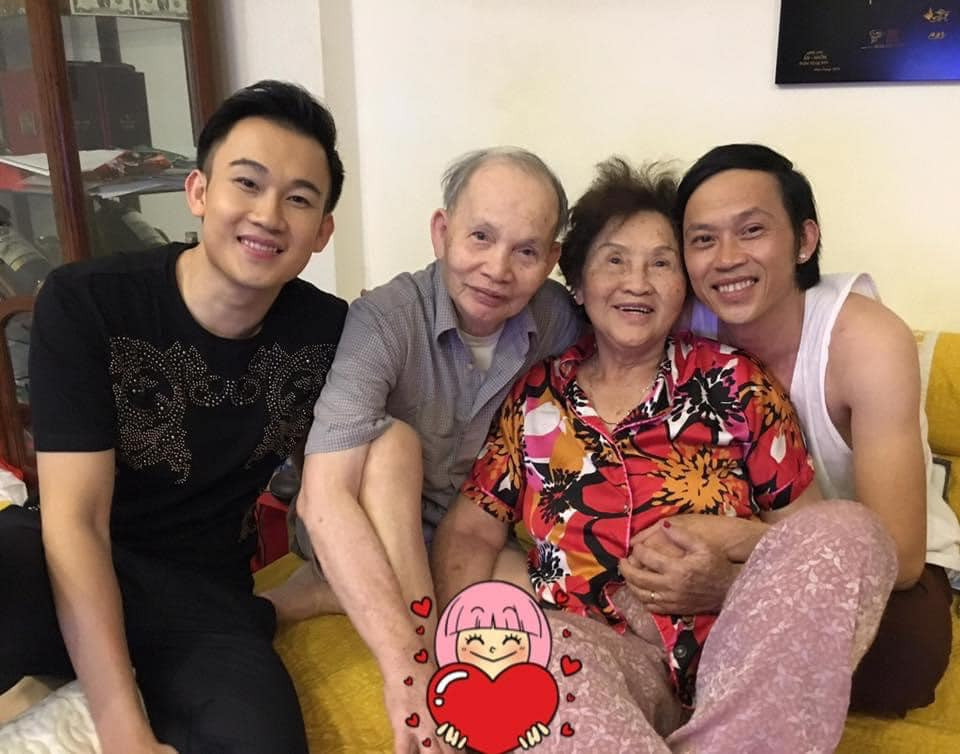 Thanh Hằng xót xa biết fan xăm 'sống' chịu đau 12 tiếng để có ảnh mình trên cơ thể ảnh 4