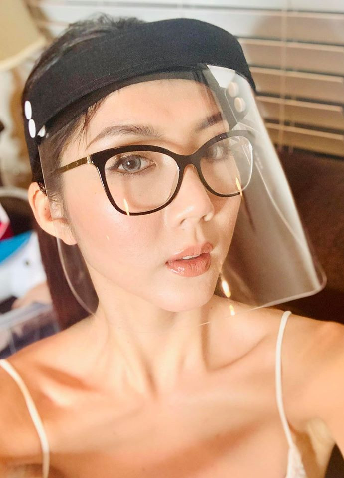 Thanh Hằng xót xa biết fan xăm 'sống' chịu đau 12 tiếng để có ảnh mình trên cơ thể ảnh 16