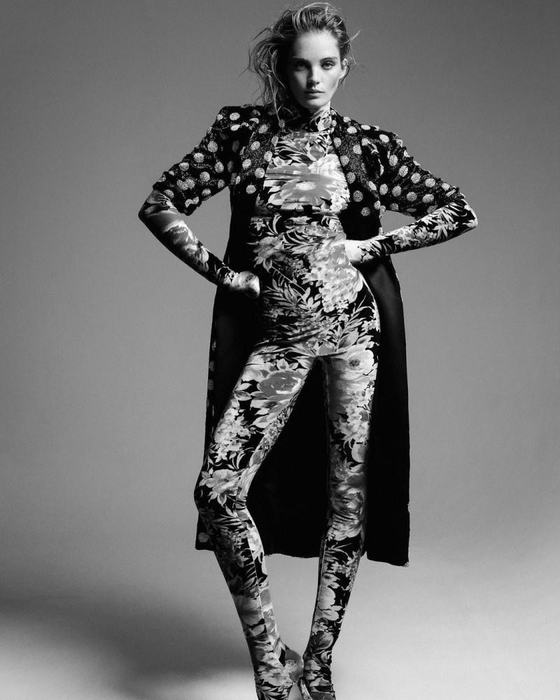 Mê mẩn ngắm 'thiên thần tóc đỏ' của sàn catwalk ảnh 7